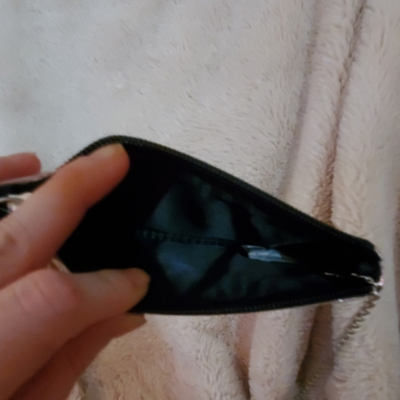 NWT Victoria's Secret 6" Clutch - Picture 4 of 6